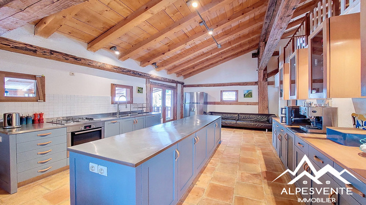 Ma-Cabane - Vente Maison Saint-Jean-d'Aulps, 320 m²