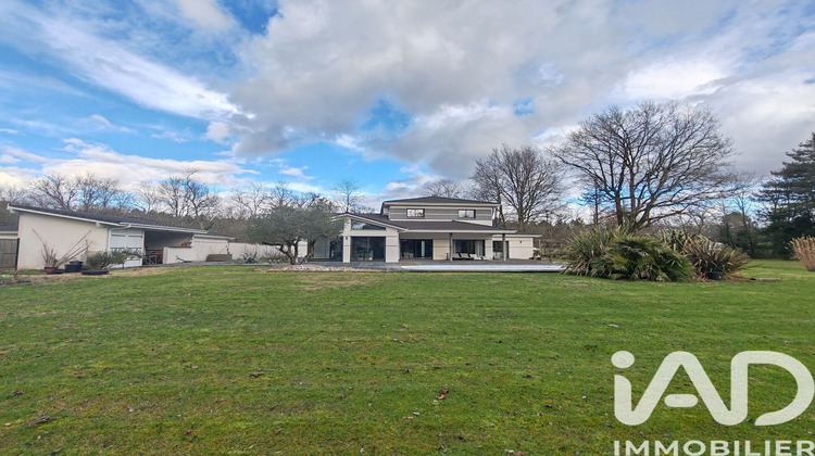 Ma-Cabane - Vente Maison Saint-Jean-d'Illac, 187 m²