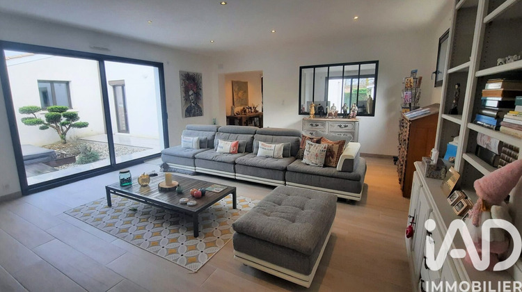 Ma-Cabane - Vente Maison Saint-Jean-d'Illac, 213 m²