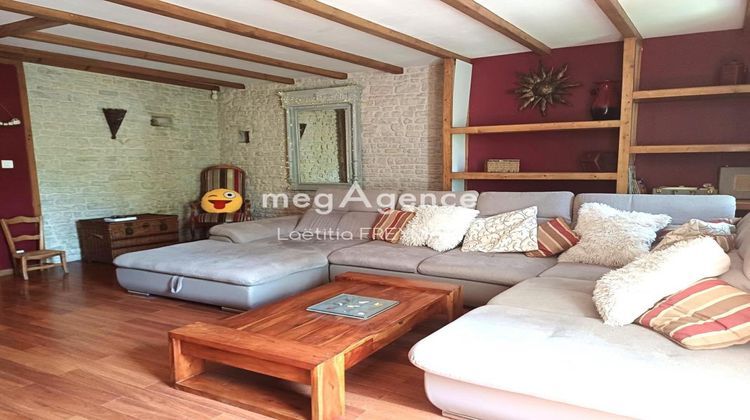 Ma-Cabane - Vente Maison SAINT JEAN D ANGELY, 245 m²