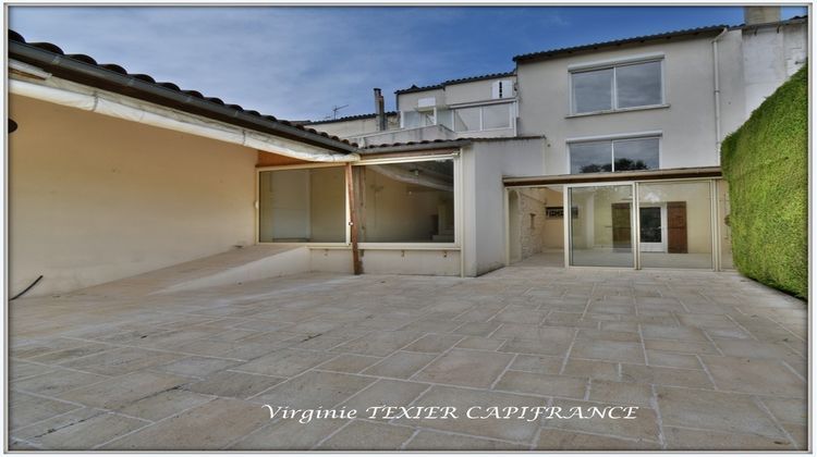 Ma-Cabane - Vente Maison SAINT JEAN D ANGELY, 269 m²