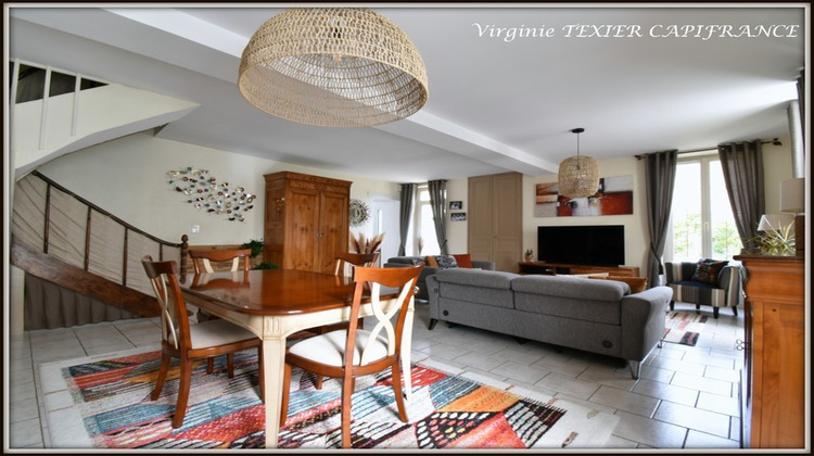 Ma-Cabane - Vente Maison SAINT JEAN D ANGELY, 139 m²