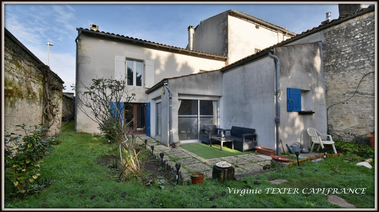 Ma-Cabane - Vente Maison SAINT JEAN D ANGELY, 103 m²