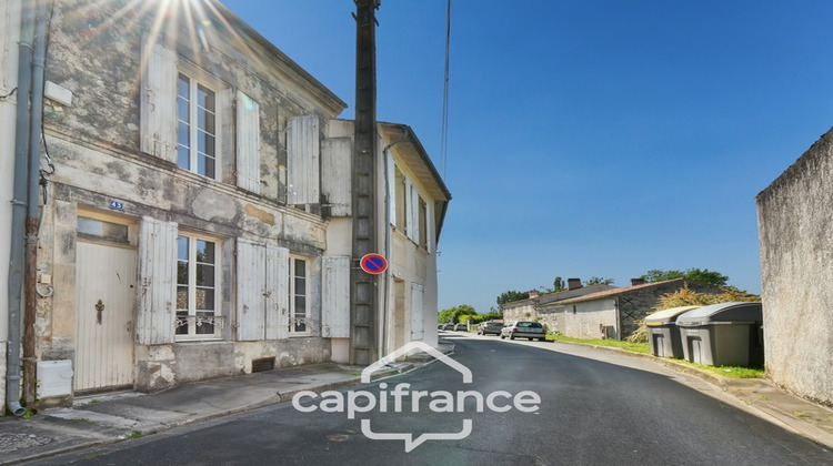 Ma-Cabane - Vente Maison SAINT JEAN D ANGELY, 80 m²