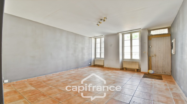 Ma-Cabane - Vente Maison SAINT JEAN D ANGELY, 80 m²