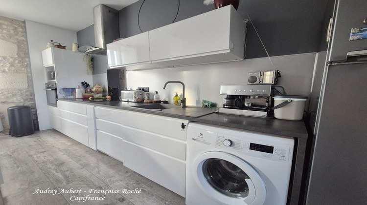 Ma-Cabane - Vente Maison SAINT JEAN D ANGELY, 99 m²