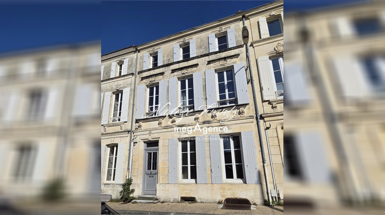 Ma-Cabane - Vente Maison SAINT JEAN D ANGELY, 192 m²