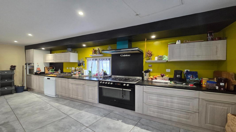 Ma-Cabane - Vente Maison SAINT JEAN D ANGELY, 94 m²