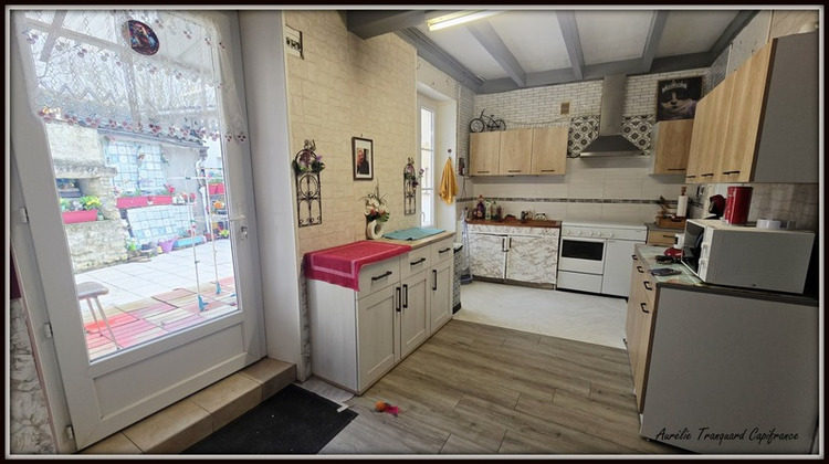 Ma-Cabane - Vente Maison SAINT JEAN D ANGELY, 90 m²