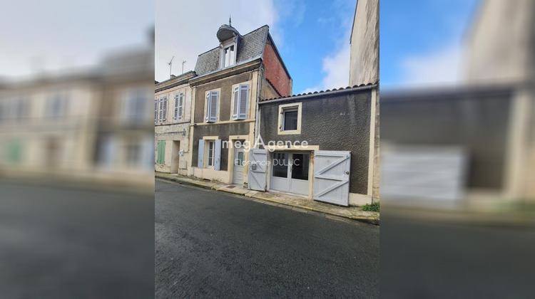 Ma-Cabane - Vente Maison SAINT JEAN D ANGELY, 78 m²