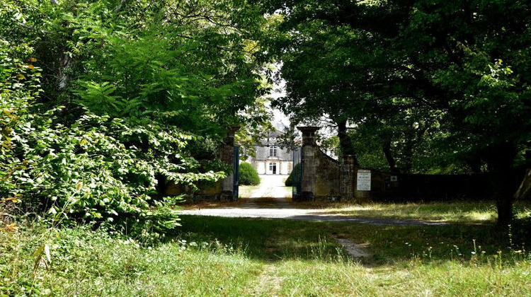 Ma-Cabane - Vente Maison SAINT JEAN D ANGELY, 450 m²