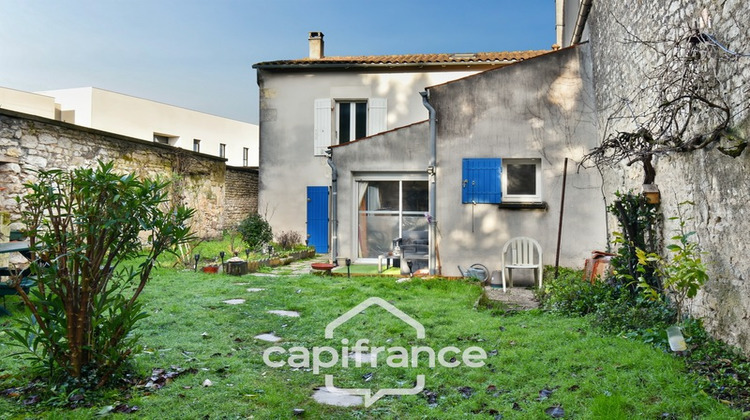 Ma-Cabane - Vente Maison SAINT JEAN D ANGELY, 103 m²