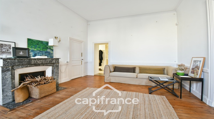 Ma-Cabane - Vente Maison SAINT JEAN D ANGELY, 325 m²