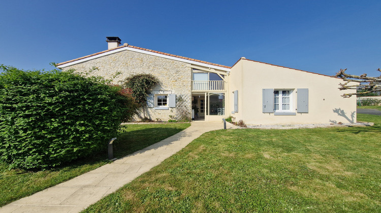 Ma-Cabane - Vente Maison SAINT JEAN D ANGELY, 120 m²