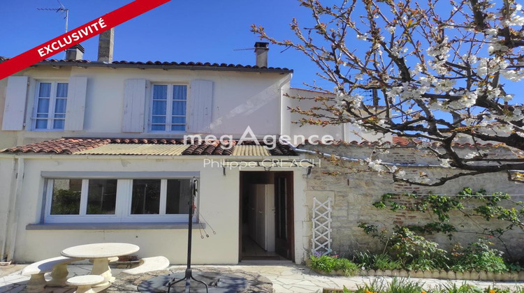 Ma-Cabane - Vente Maison SAINT JEAN D ANGELY, 105 m²