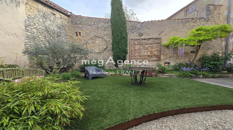 Ma-Cabane - Vente Maison SAINT JEAN D ANGELY, 209 m²