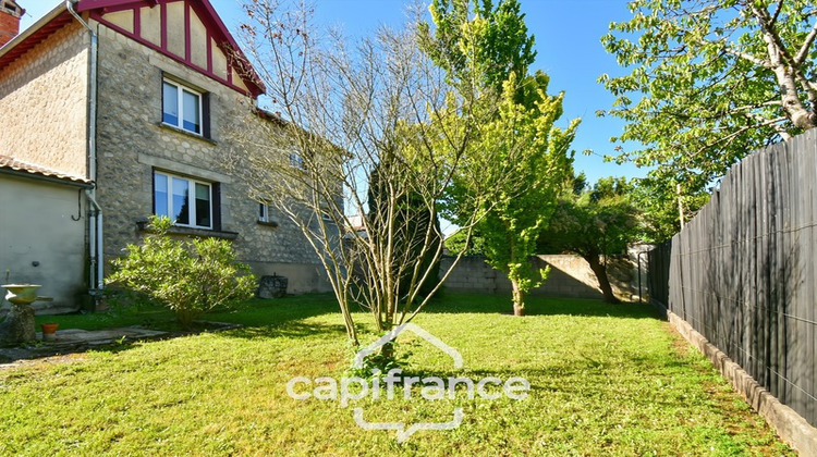 Ma-Cabane - Vente Maison SAINT JEAN D ANGELY, 104 m²