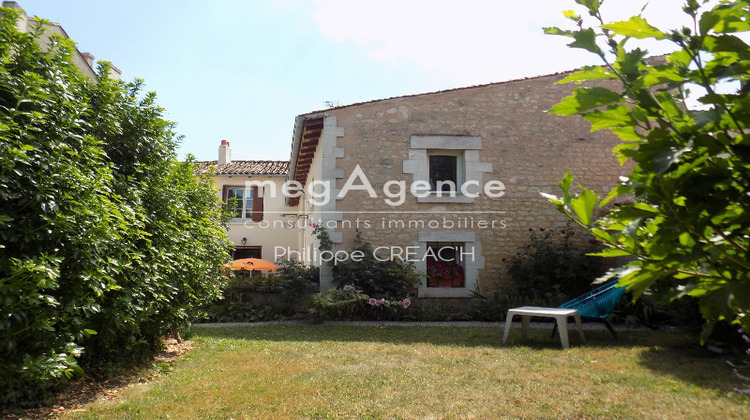 Ma-Cabane - Vente Maison SAINT JEAN D ANGELY, 163 m²