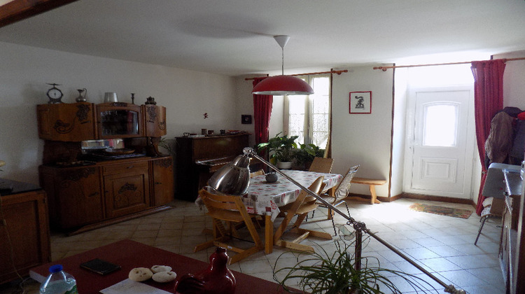 Ma-Cabane - Vente Maison SAINT JEAN D ANGELY, 163 m²