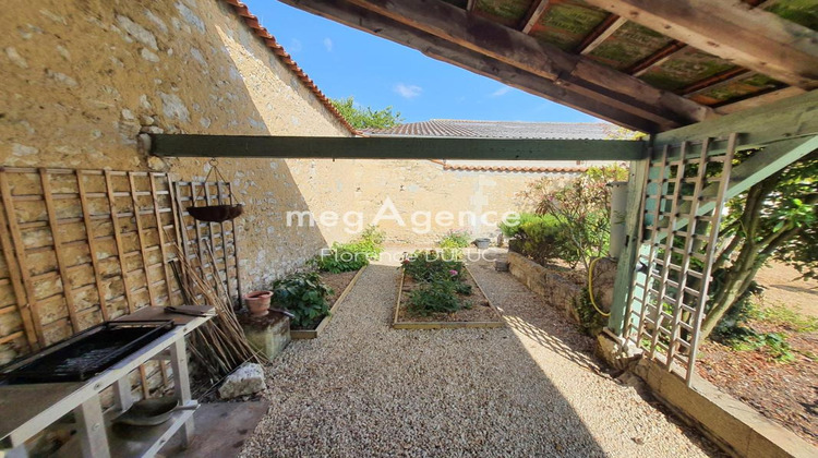 Ma-Cabane - Vente Maison SAINT JEAN D ANGELY, 216 m²