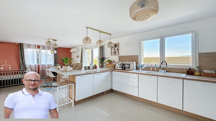Ma-Cabane - Vente Maison SAINT JEAN D AVELANNE, 106 m²
