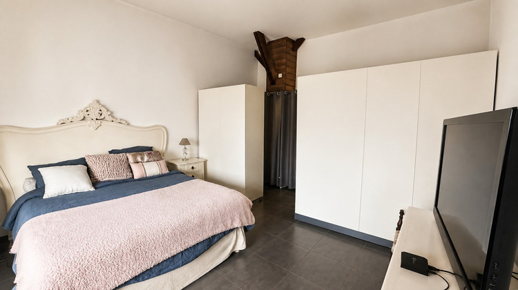 Ma-Cabane - Vente Maison SAINT JEAN D ILLAC, 215 m²
