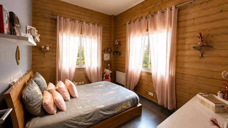 Ma-Cabane - Vente Maison SAINT JEAN D ILLAC, 215 m²