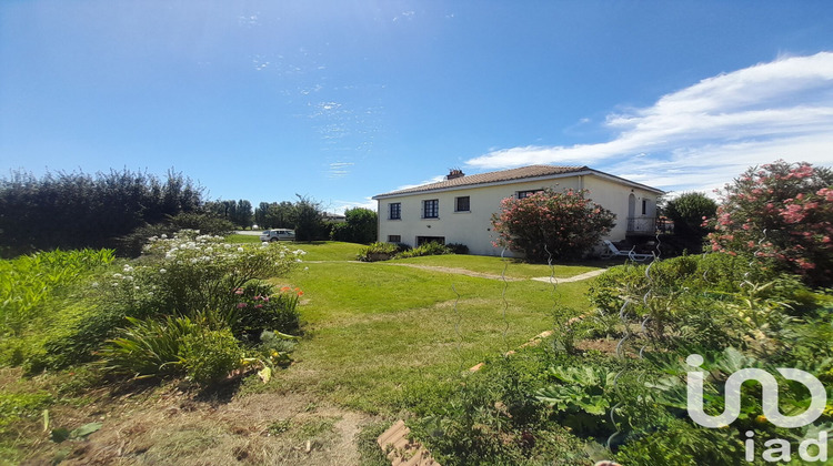 Ma-Cabane - Vente Maison Saint-Jean-de-Beugné, 97 m²