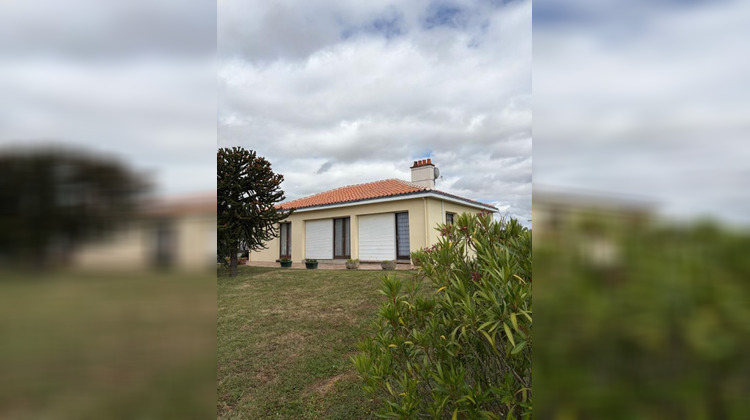 Ma-Cabane - Vente Maison SAINT JEAN DE BEUGNE, 100 m²