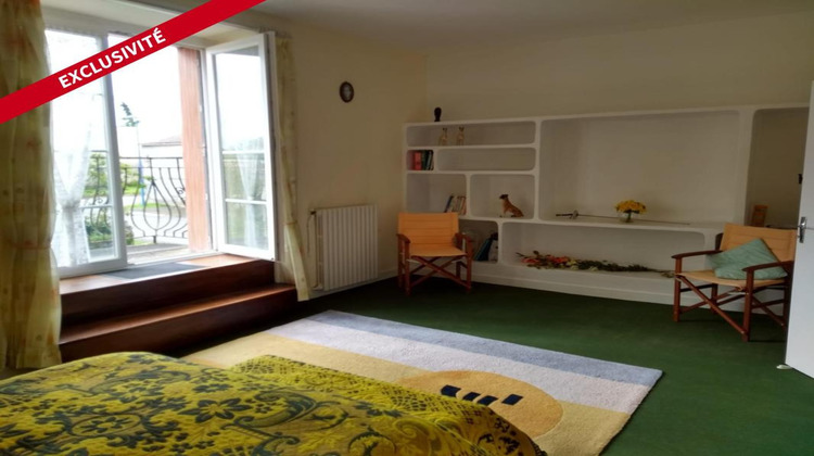 Ma-Cabane - Vente Maison SAINT JEAN DE BEUGNE, 237 m²