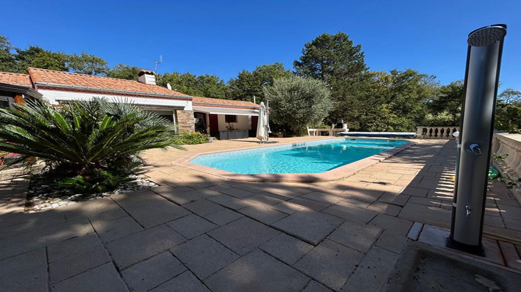 Ma-Cabane - Vente Maison SAINT JEAN DE BOISEAU, 184 m²