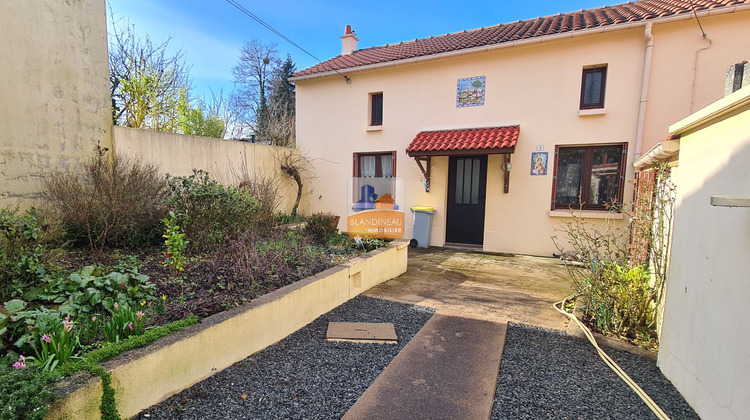 Ma-Cabane - Vente Maison SAINT-JEAN-DE-BOISEAU, 75 m²