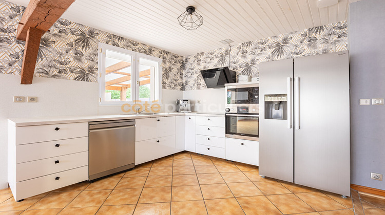 Ma-Cabane - Vente Maison SAINT-JEAN-DE-BOISEAU, 204 m²