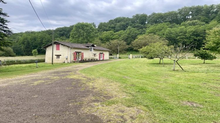 Ma-Cabane - Vente Maison Saint-Jean-de-Côle, 225 m²