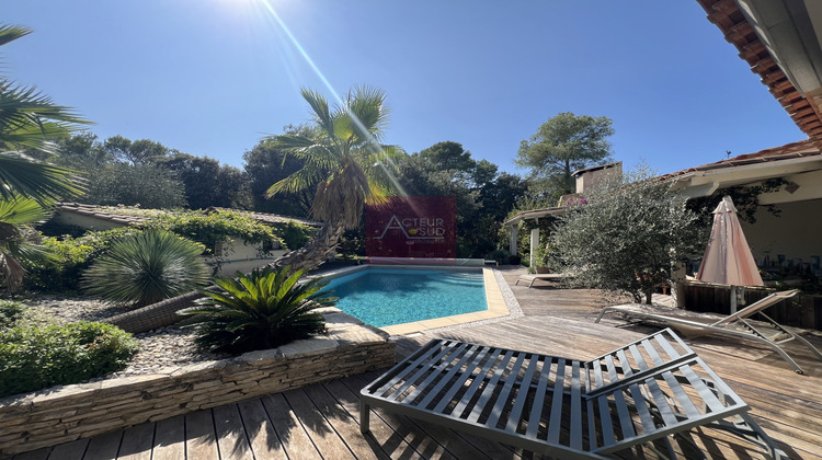 Ma-Cabane - Vente Maison Saint-Jean-de-Cornies, 200 m²