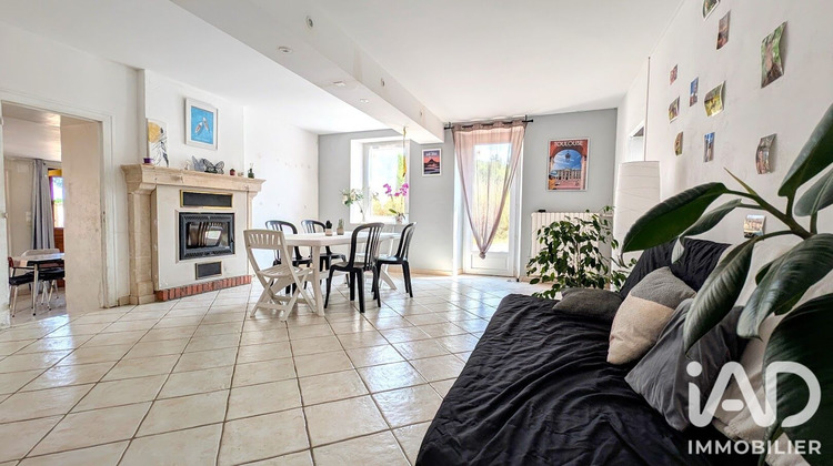 Ma-Cabane - Vente Maison Saint-Jean-de-la-Motte, 210 m²