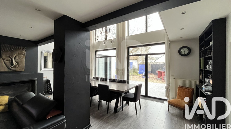 Ma-Cabane - Vente Maison Saint-Jean-de-la-Ruelle, 263 m²