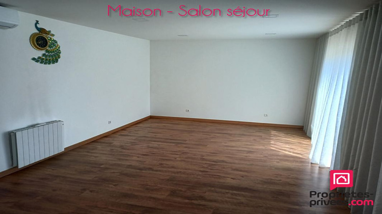Ma-Cabane - Vente Maison SAINT JEAN DE LA RUELLE, 122 m²