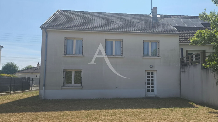 Ma-Cabane - Vente Maison SAINT-JEAN-DE-LA-RUELLE, 106 m²