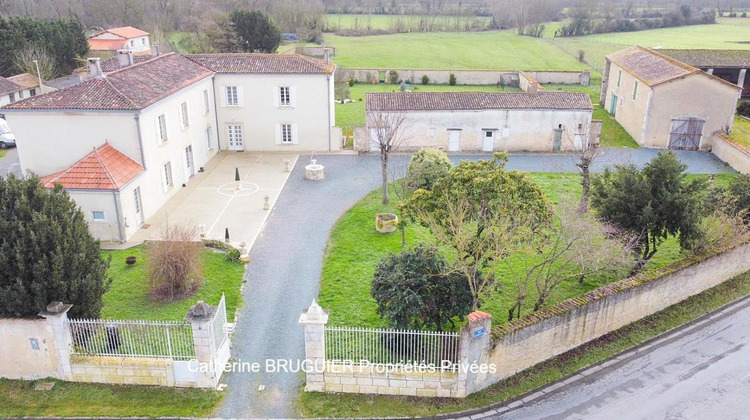 Ma-Cabane - Vente Maison SAINT JEAN DE LIVERSAY, 335 m²