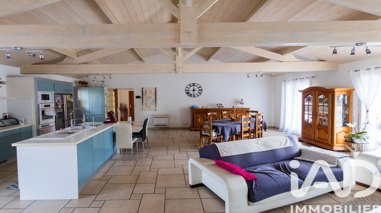 Ma-Cabane - Vente Maison Saint-Jean-de-Liversay, 192 m²