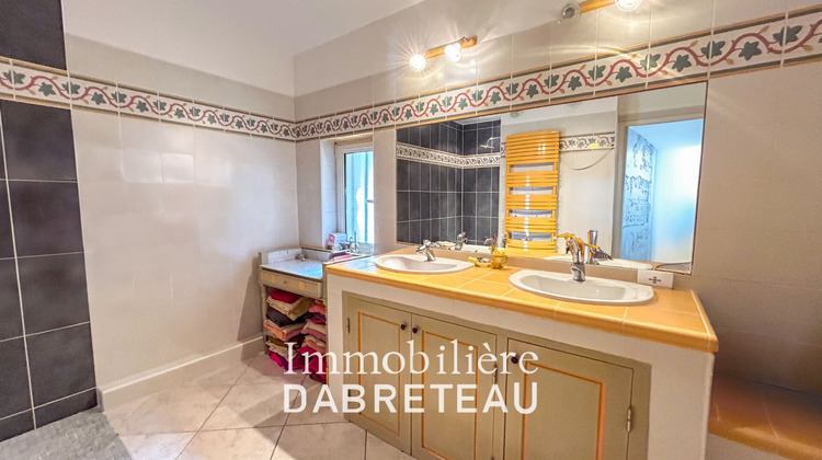 Ma-Cabane - Vente Maison SAINT-JEAN-DE-MARUEJOLS-ET-AVEJAN, 260 m²