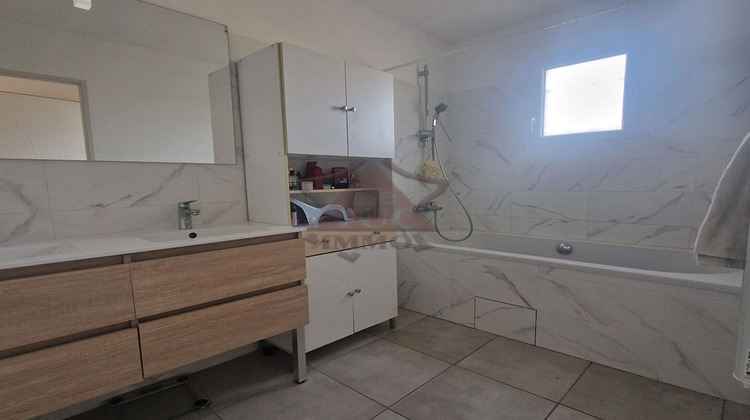 Ma-Cabane - Vente Maison SAINT-JEAN-DE-MARUEJOLS-ET-AVEJAN, 80 m²