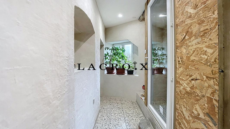 Ma-Cabane - Vente Maison SAINT JEAN DE MARUEJOLS ET AVEJAN, 52 m²