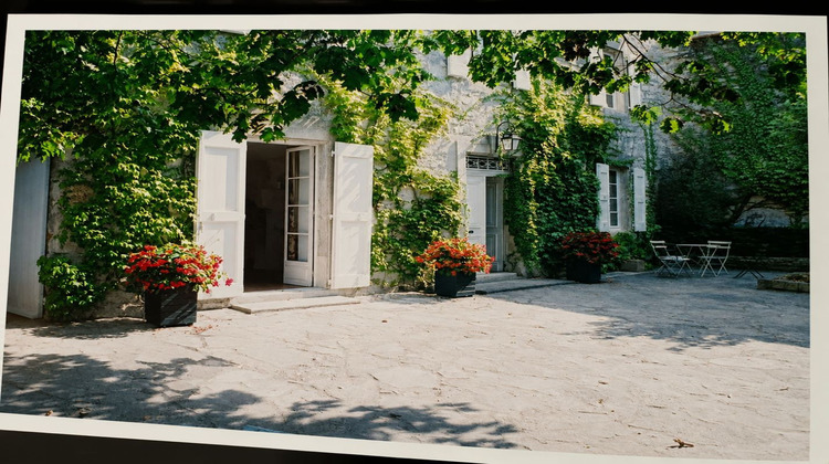 Ma-Cabane - Vente Maison SAINT JEAN DE MARUEJOLS ET AVEJAN, 249 m²