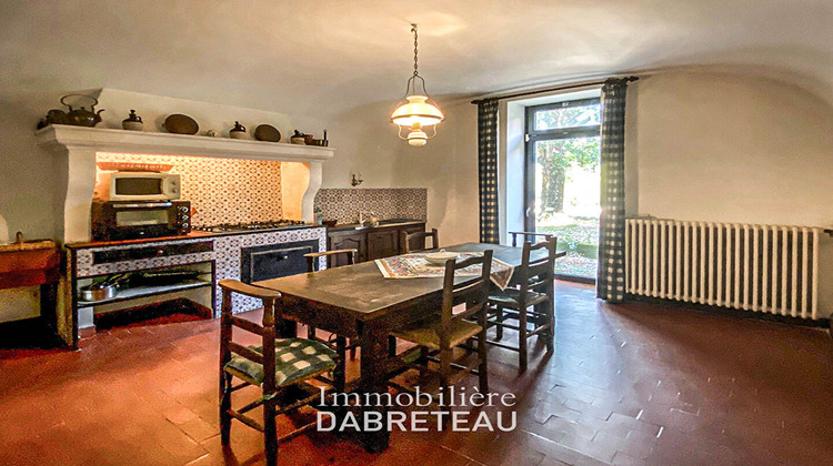Ma-Cabane - Vente Maison SAINT-JEAN-DE-MARUEJOLS-ET-AVEJAN, 530 m²