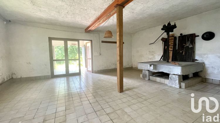 Ma-Cabane - Vente Maison Saint-Jean-de-Moirans, 205 m²