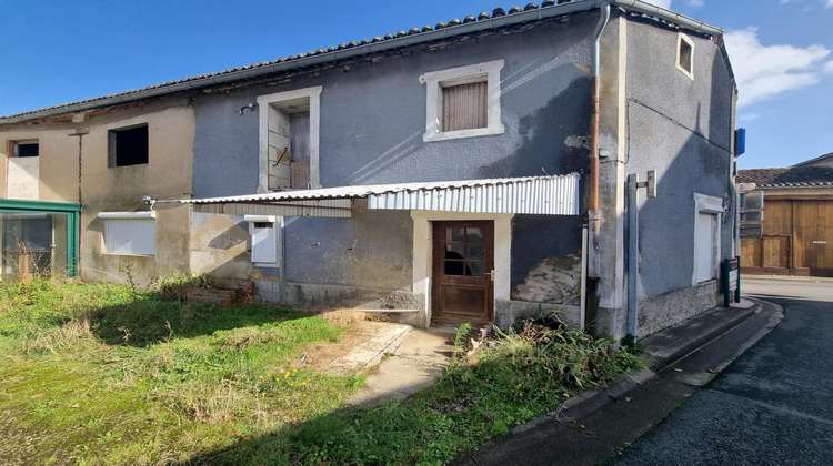 Ma-Cabane - Vente Maison Saint-Jean-de-Sauves, 266 m²