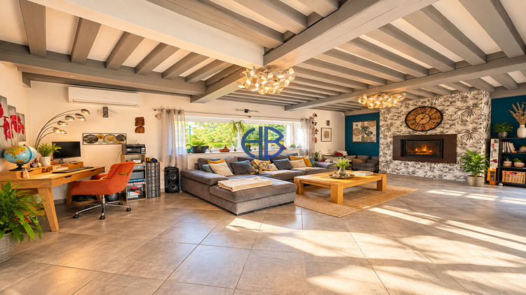 Ma-Cabane - Vente Maison SAINT-JEAN-DE-SOUDAIN, 173 m²