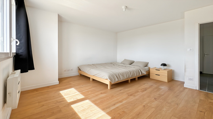 Ma-Cabane - Vente Maison Saint-Jean-de-Thurigneux, 84 m²